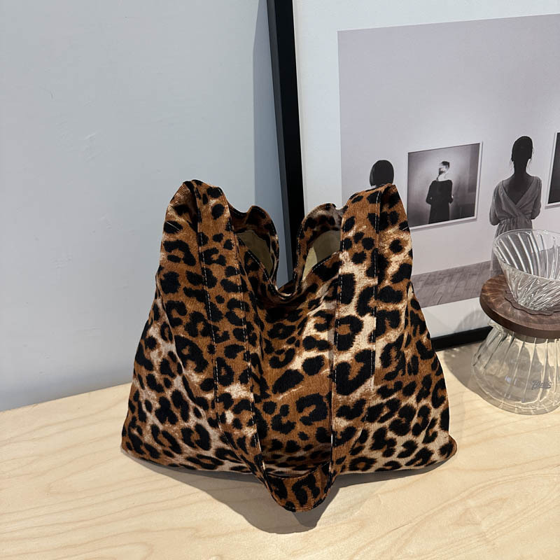 Simple Large Capacity Urban Fashion Leopard Print Shoulder Messenger Bag - Image 6